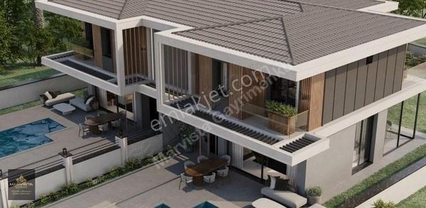 Marmaris Çamlı Köyü'nde Satılık 6+1 Lüks Villa