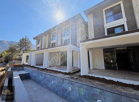 Marmaris İçmeler Mahallesi'nde Projeden Satılık Lüks Villa