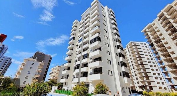 King'den Deniz Manzaralı Havuzlu Geniş Lux 1+1 Daire