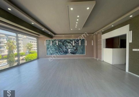 Alanya Saray Atatürk Caddesinde Tabela Cepheli Kiralık 3+1 Ofis