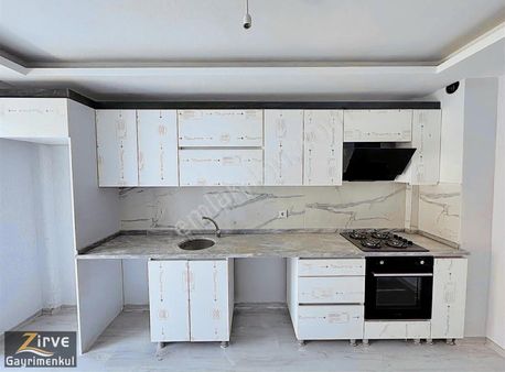 Zirve'den Çarşı Merkezde 2+1 Ara Kat Güney Cephe Kredi Sorunsuz!