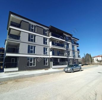 Dinar Merkezde Satılık Sıfır 2+1 Asansörlü Daireler