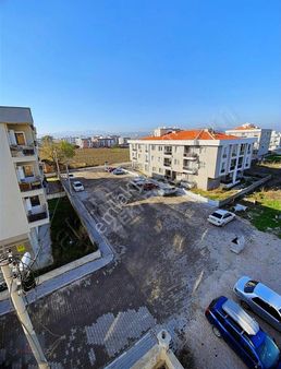 Zeki Emlak'tan Muradiye'de 2+1 Açık Mutfak Kiralık Daire