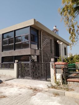 Güzlelbahçede Uygun Satılık Sıfır Villa