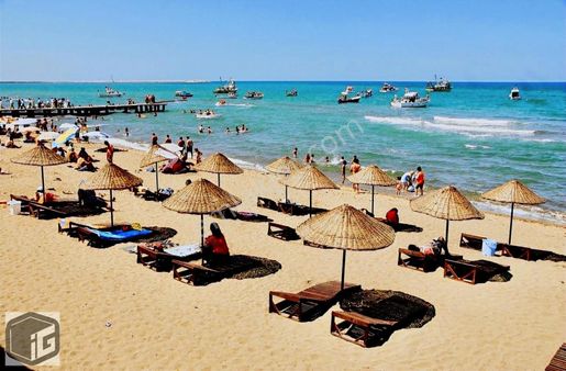 Karasu'da En Prestijli Sitede Havuz Cephe Full Eşyalı 2+1 **