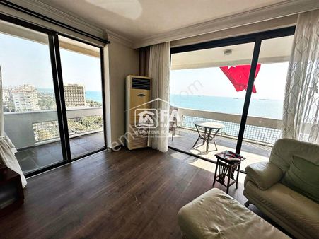 Fa'dan Adnan Menderes'de Muhteşem Deniz Manzaralı Lüks 3+1 Ofis