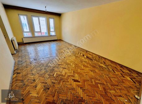 Eksen'den Celal Esat Arseven Cd Üzerinde 2.kat 3+1 Fırsat Daire