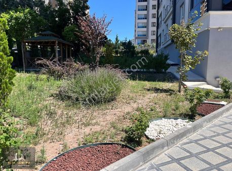 Güneşevlerin En Nadide Sitesin'de 4+1 Full +full Manzaralı Daire