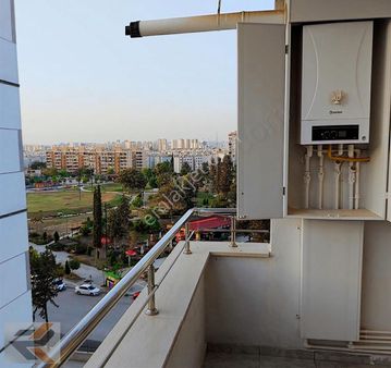 Atakent Sitesinde Merkezi Konumda 2+1 Kapali Mutfak Daire