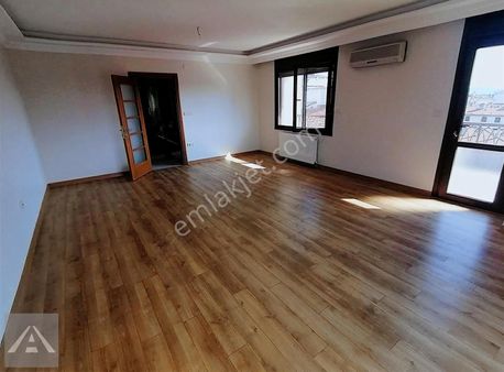 Maltepe Merkezi Konum Emsalsiz M2 Boş!! Kapalı Otopark 3+1