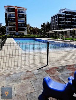 Kırçiçeği Cadde Dibi Sıfır Lüks 3+1 Havuzlu & Ebeveyn Banyolu!