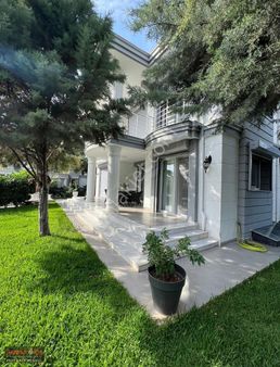 Sağlıkkent Sitesinin İncisi; Mükemmel Konumda Satılık Villa