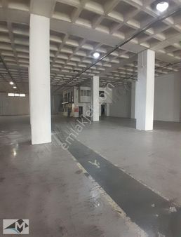 İkitelli Organize Sanayi 3.000 M2 Tır Kamyon İçeri Girer Depo