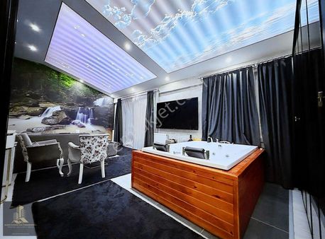 Rafine Zevkleri Olan Müşterilerimize..viyadük'ü Jakuzinde Seyret