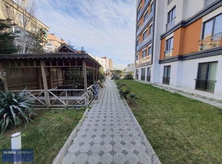 Global'den,ahenk Sitesinde,iki Balkonlu,geniş Arakat Lüks Daire