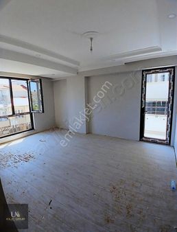 Kılıç Gruptan 2+1 Ön Cepheye Bakan Satılık Arakat Daire