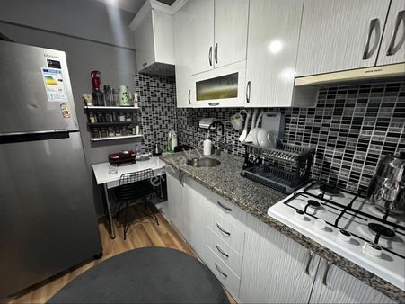 Küçük’ten Kumlada Satılık 2+1 Eşyalı Doğalgazlı Daire