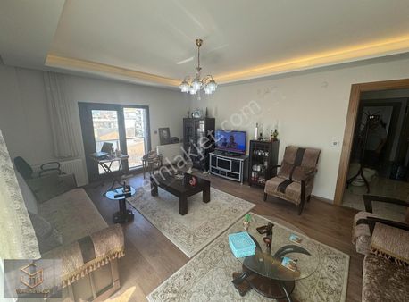 Menemen Zeytinlik Mah. Satılık 3+1 140 M² Arakat Daire