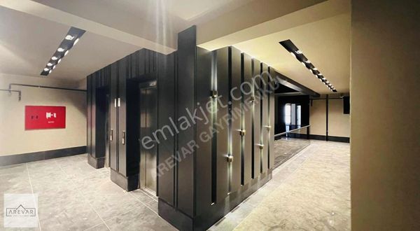 Arevar Dan Mücahitler De Kiralık Lüx Ofis