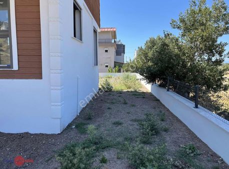 Dikili Çandarlı Bimeykoda Deniz Manzaralı Sıfır Villa