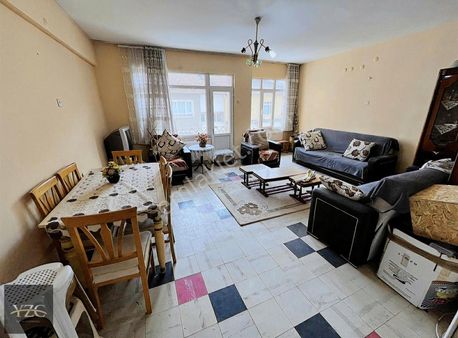 Yzg Yapidan Basin Sehitleri Caddesinde Satılık 2+1 Daire