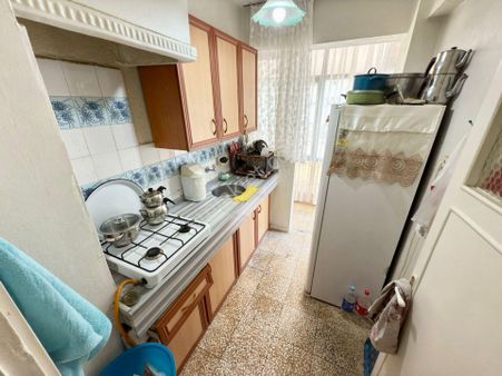 ▓yetkili Yükselden Denize 4 Sokak Arakat Ayrı Mutfak Satılık 2+1