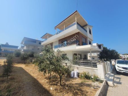 Didim Mersinderede Denize 350 Metre 3+1 Villa