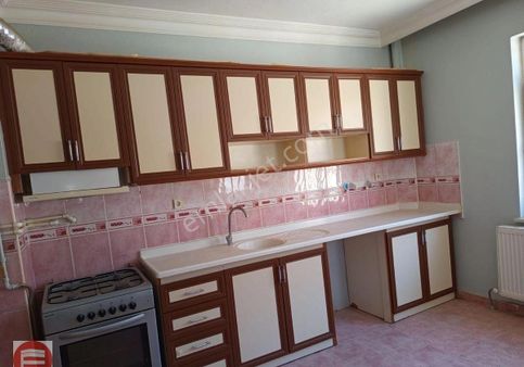 Enes Emlak’tan Kirişçi Mahallesinde Kiralık Daire