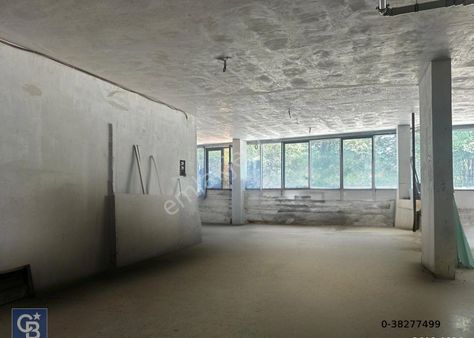 Kemerburgaz Bahçeköy Cadde Üzeri 693m2 Satılık Köşe Dükkan