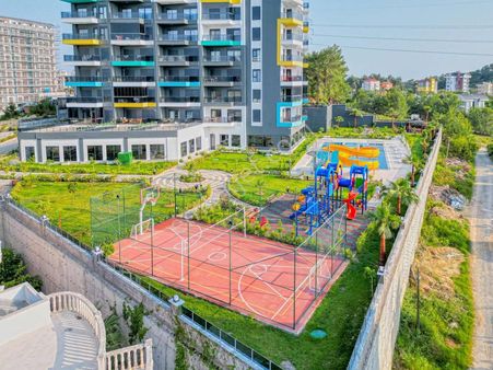 Pıne Garden Sitesinde 1+1 Deniz Manzaralı Mobilyalı Daire