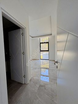 Ultra Lüks Sitede 2+1 Geniş Teraslı Daire