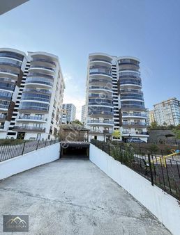 Trabzon Yomra Kaşüstü Mahallesinde Satılık 3+1 D.mnz. Daire