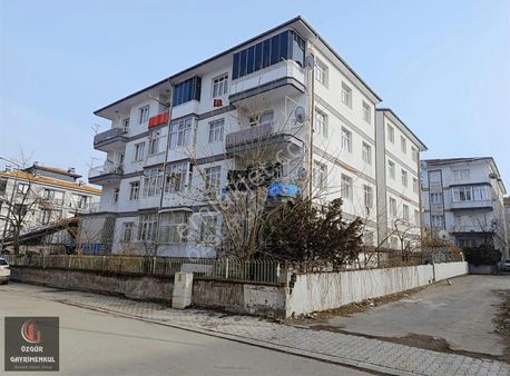 Özgürden, Yeni Tapu Müdürlüğü Arkasında 3+1 Fırsat Daire