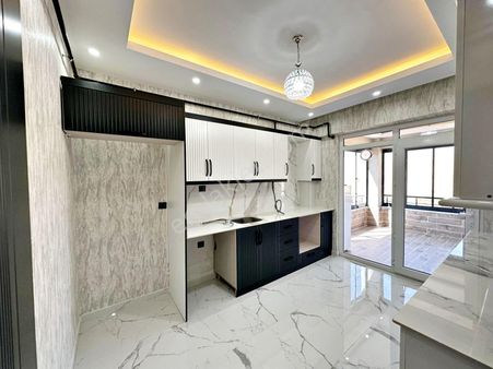 Belkız'da Otoban Cephe Sıfır! Çift Tezgah Bol Extralı Arakat 2+1