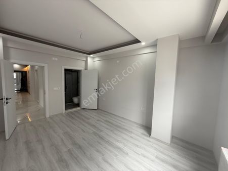 Pek Emlaktan Çok Geniş 2+1 Satılık Lüks Daire