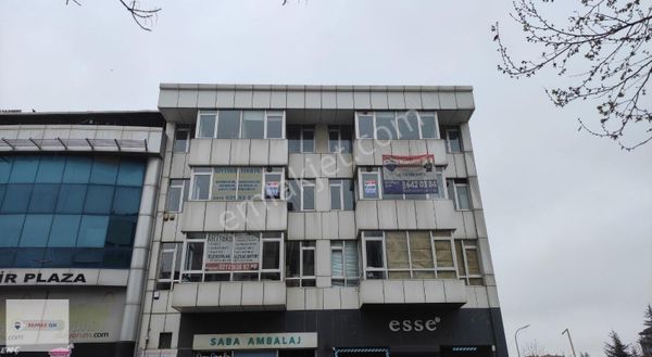 Ankara Caddesi'nde 2.kat Plaza Katı-ofis-depolama-imalathane