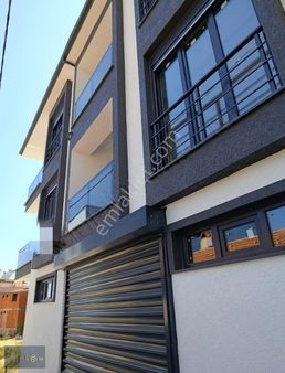 Kerim'den Avcılar'da Köyiçi Kapalı Otoparklı 2+1 Sıfır Daire