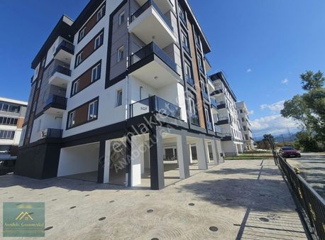 Anadolu Gayrimenkul'den Cumhuriyet Mahallesi Satılık 2+1 Sıfır