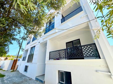 ▀körfez'den▄yeşil Alan Manzaralı Önü Full Açık 1+1 Sıfır Satılık Daire