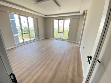 Narmanoğlu`ndan Satılık 3+1 Ebeveyn Banyolu Lüks Daire