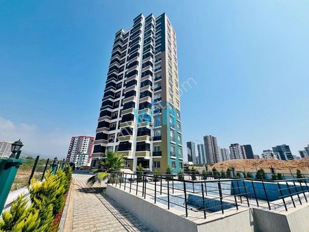 Win'den Mezitli'de Havuzlu Site İçerisinde Satılık Lüks 1+1