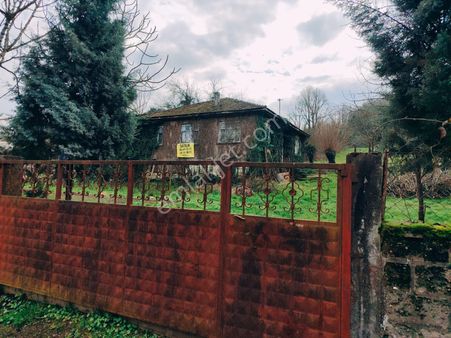 Henglobal'den Doğayla İç İçe! Karatoprak Köyünde 4.500 M² Bahçeli Köy Evi