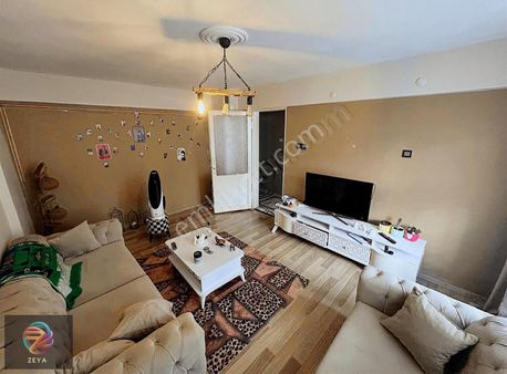 Söke Atatürk Mahallesinde Satılık 2+1 Ayrı Mutfak Daire