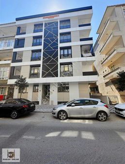 Kod:881 Güven Mahallesinde Yürüyüş Yolu Satılık Sıfır Dubleks