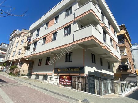 Avcılar Cadde Metrobüs Yanı Tabela Değeri Yüksek Yeni Bina Asansörlü 2+1 70m2