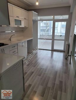 Vezirev Emlaktan Yeni Mah. 3+1 Ara Kat