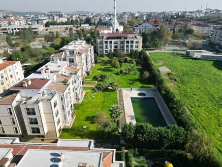 Tuzla'da Lüks Yaşam Fırsatı***havuzlu Site İçinde Bahçe Katı 3+1 Daire