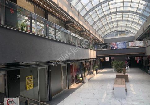 Körfez Mimarsinan Mah Yarımca Park İş Merkezi Pasajı İçin'de 40 M2 Dükkan