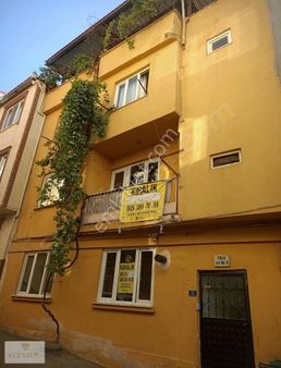 Bağlaraltı Mahallesinde Kiralık 2+1 Doğalgaz Sobalı Daire