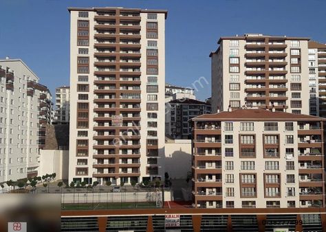 Ay Emlaktan Sitede Satılk 3+1 İskanlı Anahtar Teslim Daire !!!